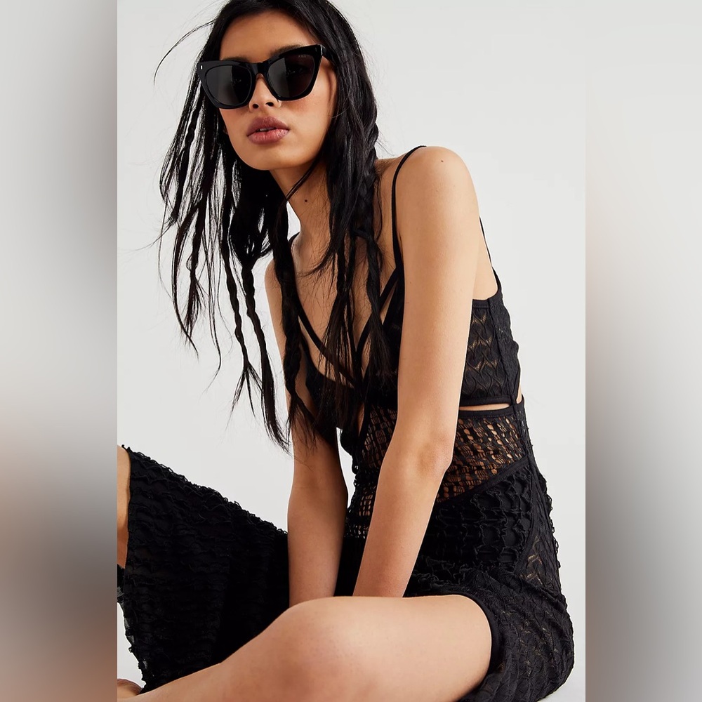 Free People x I-SEA Lexi Polarized sunglasses in black NWT